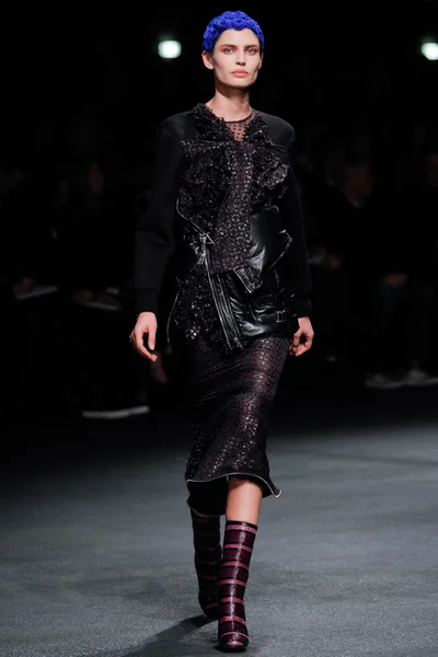 Look 41